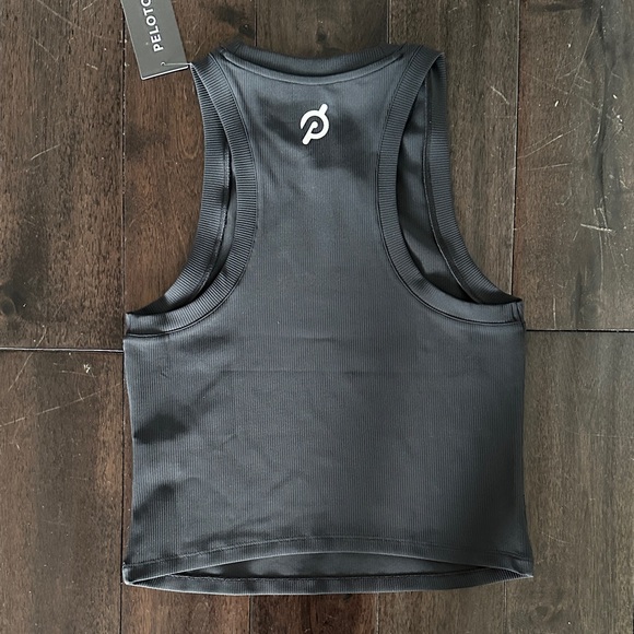 Peloton Performance Rib High-Neck Tank - Picture 2 of 4